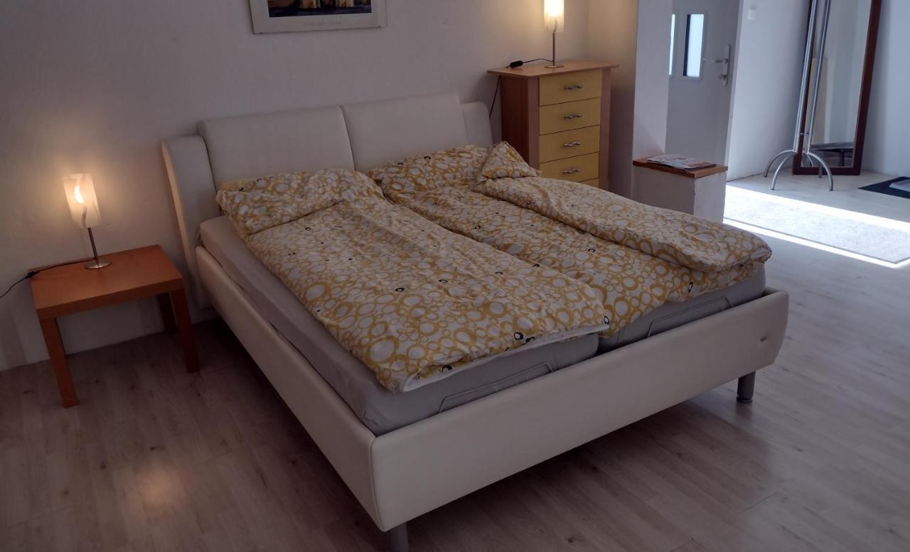 פרין אם קימזה Kleines Gemuetliches Apartment In Zentraler Lage מראה חיצוני תמונה